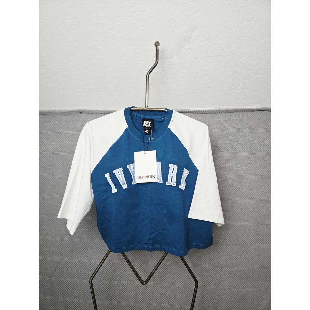 IVY PARK white blue active crop t shirt NWT sz Medium